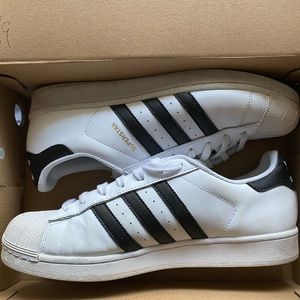 Adidas Superstars